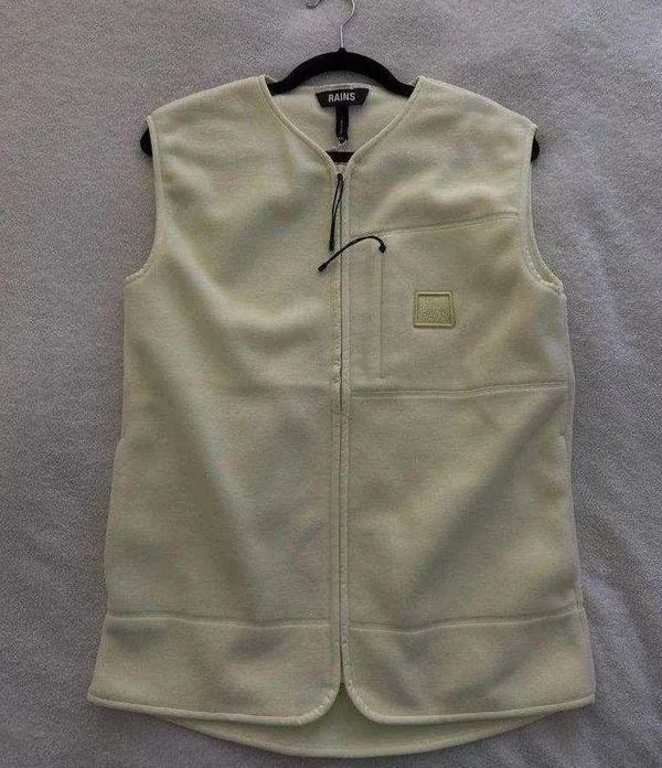 Yellow Vest - Image 4