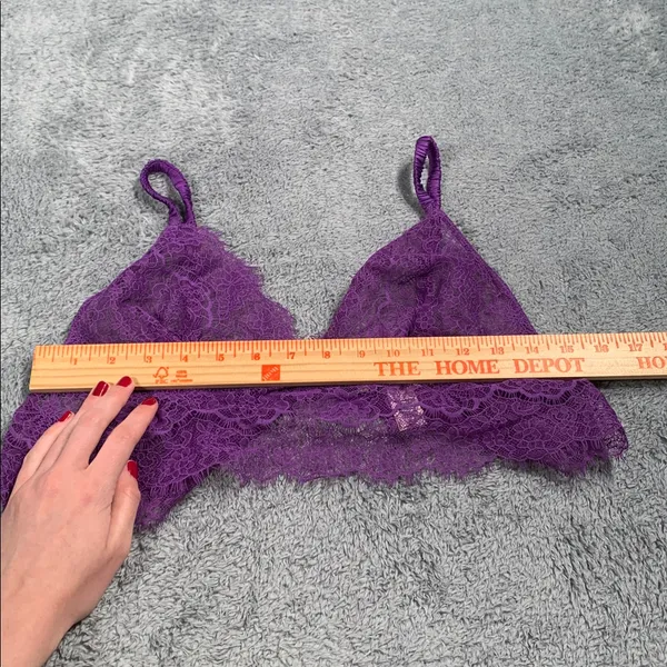 Victoria’s Secret Purple Lace Bralette large - Image 8