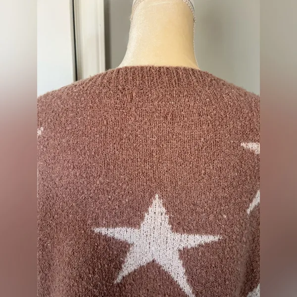 Altar’d State Woman’s Rose Pink White Star Super Soft & Cozy Cropped Sweater S - Image 10