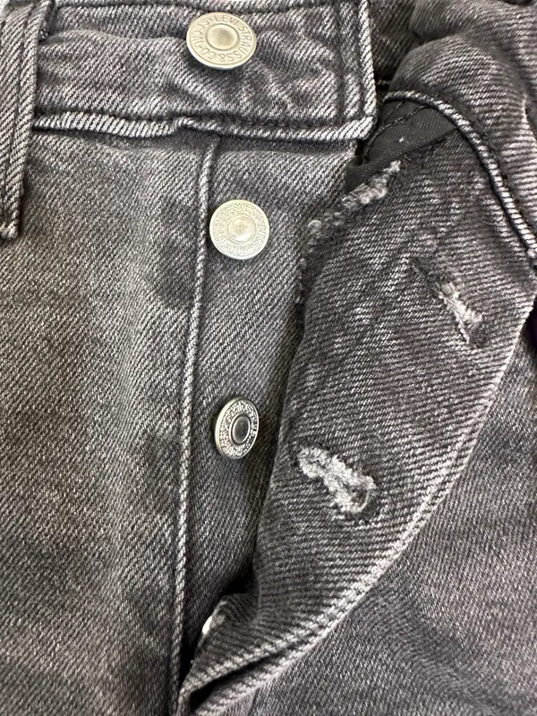 Levi’s Wedgie Straight Charcoal Distressed Jeans Size 27 - Image 5