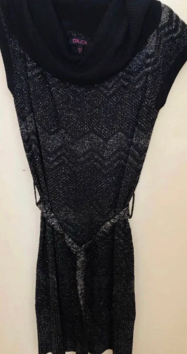 Glo Junior’s / Women’s sweater dress size large black - Image 4