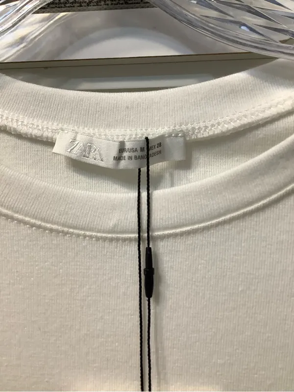 Zara Women’s Off White Short Sleeve Crewneck Tee Size M NWT Classic Wardrobe - Image 2
