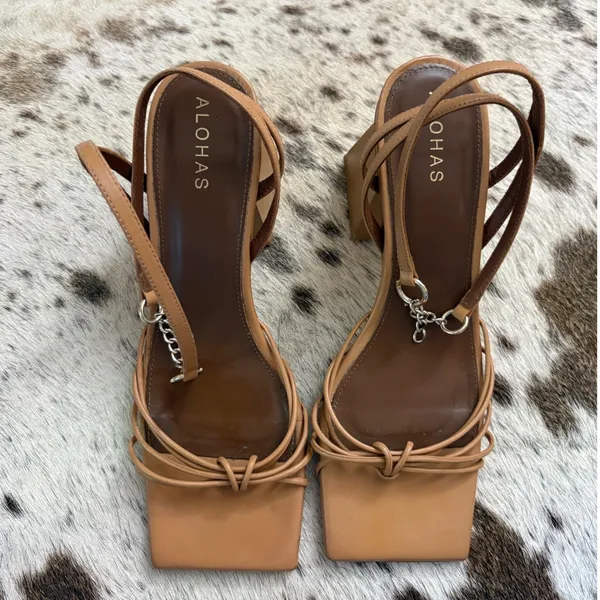 ALOHAS Cactus Heel In Camel Brown Size 40 US 9 Chunky Heel - Image 2