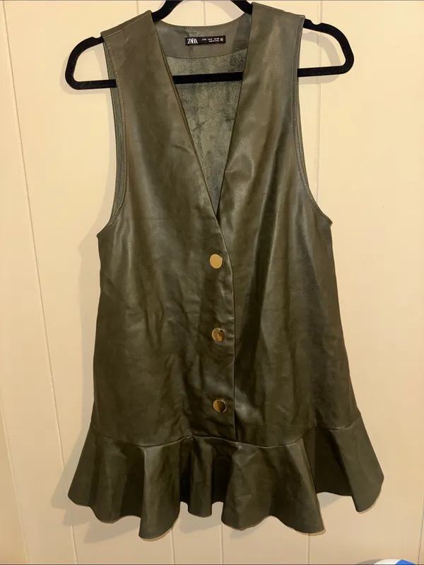 Zara Olive Green Faux Leather V-Neck Dress with Ruffle Hem - Image 2