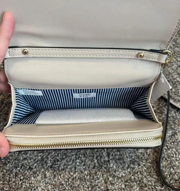 Clutch - Image 3