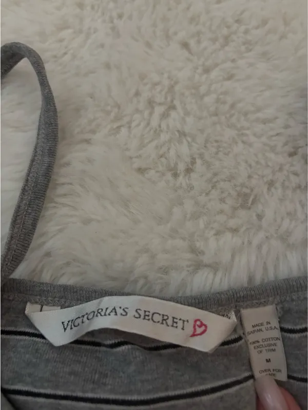 Victoria's Secret tank top - Image 3