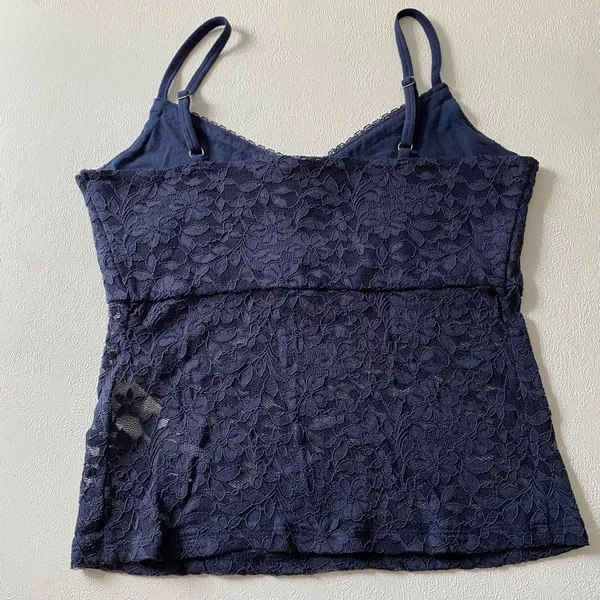 NWT Hollister Navy Floral Lace Cami Top Size L Coquette Y2K Babydoll - Image 3