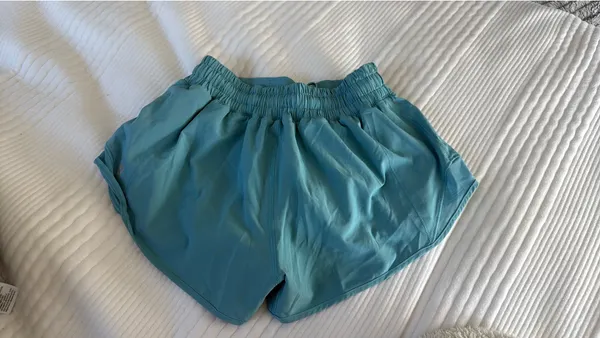 Lululemon 2.5" Hotty Hot Shorts Low Rise - Image 2