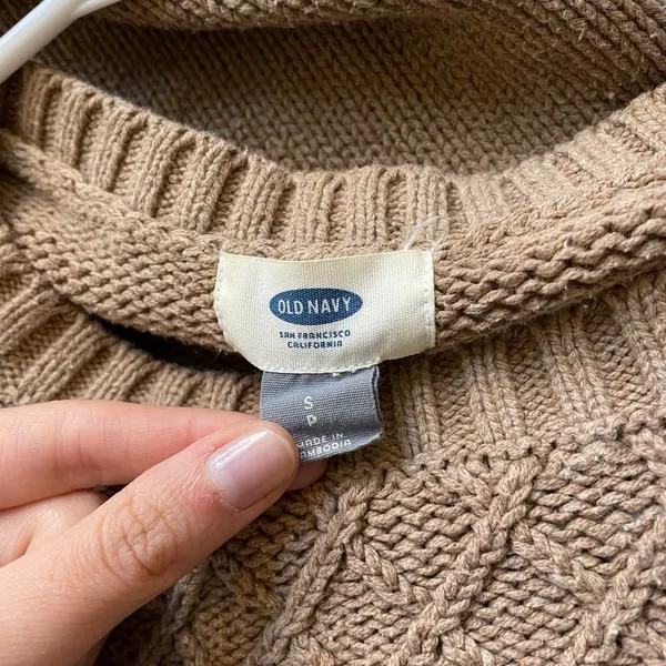 S-‎ Old Navy Beige Long Sleeved Sweater Waffle Knit Comfortable Form Fitting - Image 4