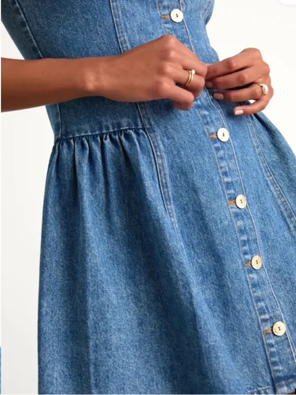 NWT Lulus Prinsley Denim Button Front Dress Size Medium - Image 5
