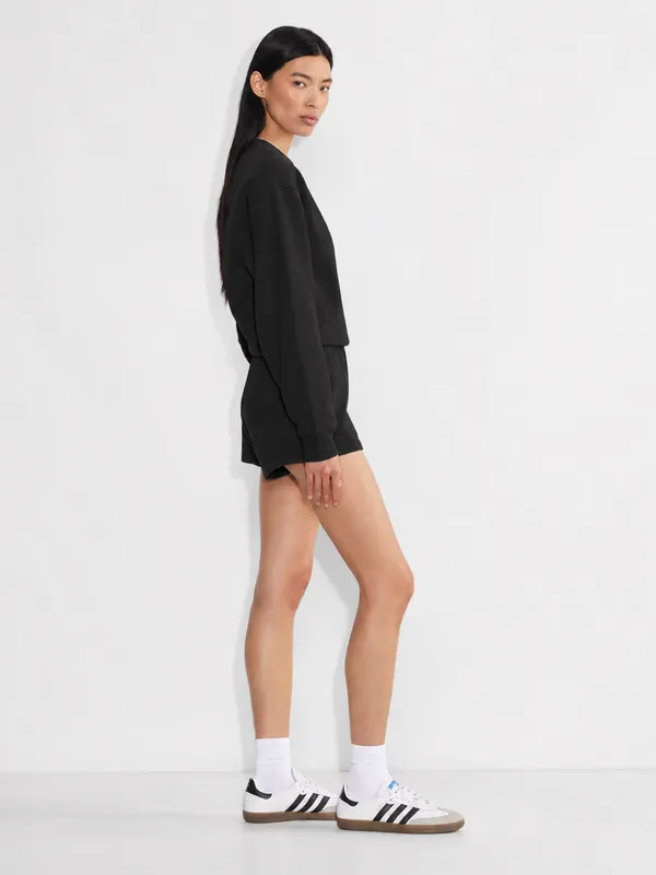 Aritzia TNA Airy AF Fleece Mid-Rise 2" Sweatshorts – Black – XXS - Image 3