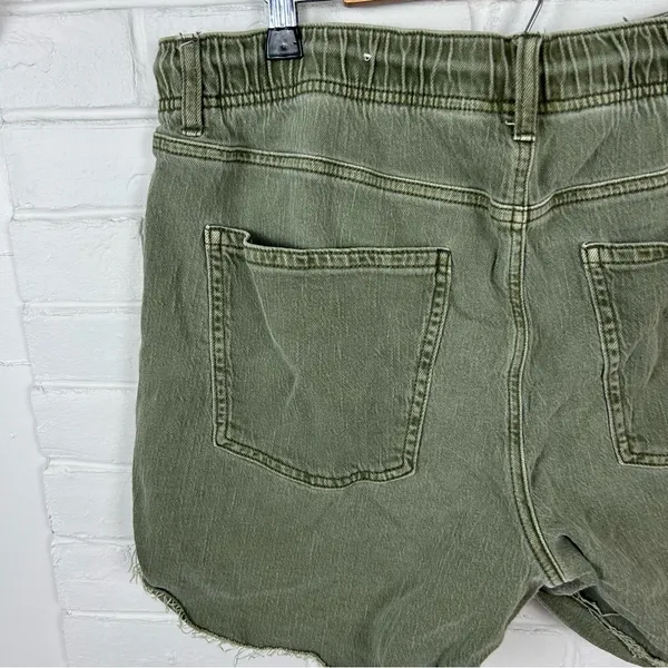 American Eagle Green Relaxed Casual Denim Shorts Size 14 - Image 9