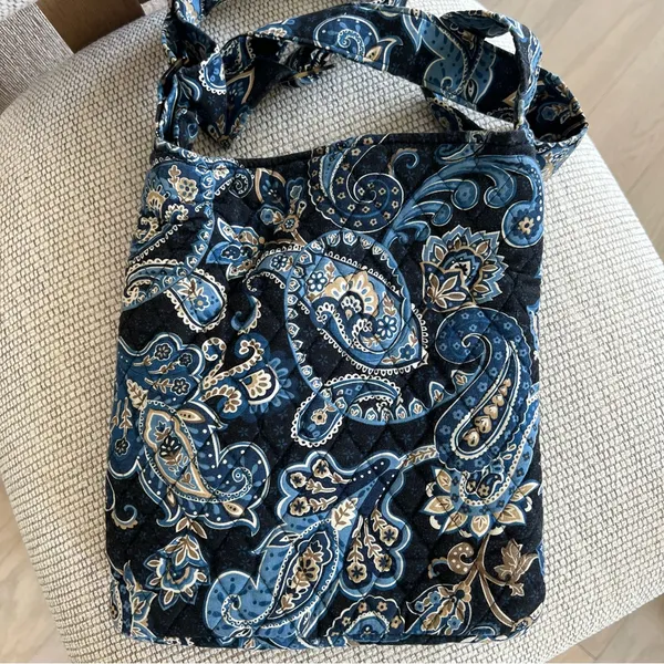 Vera Bradley Deep Night Paisley Blue Beige Crossbody Bag Purse - Image 4