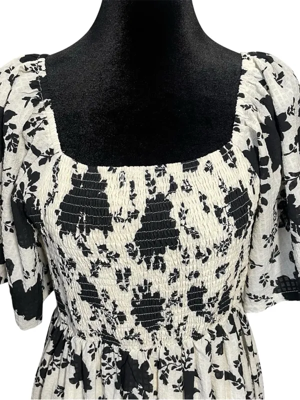 Mittoshop Victoria Flower print midi Dress NWT - Image 5