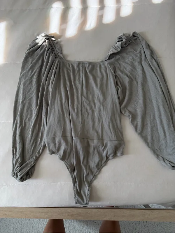 Pink Lily Sage Green Ruched Long-Sleeve Bodysuit - Image 6