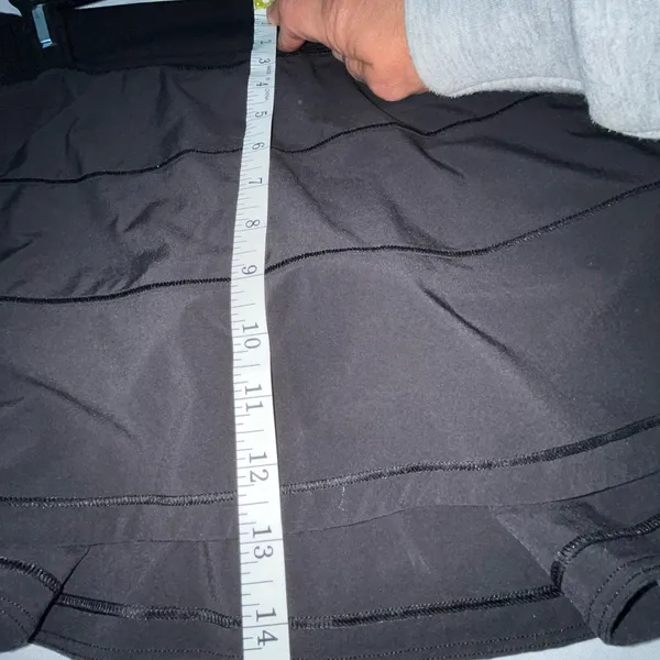 Lululemon. Pace Rival skirt, black size 4 tall - Image 13