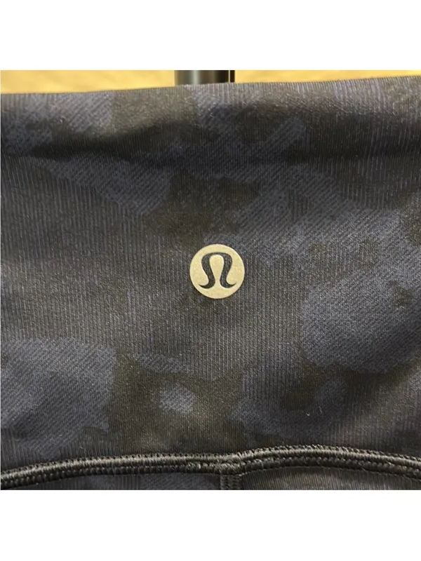 lululemon athletica Navy Patterned Cropped High-Rise Capris - Image 5