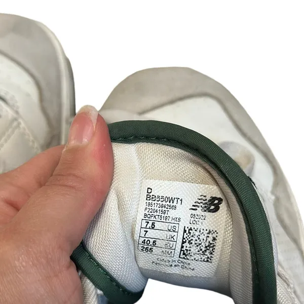 New Balance 550 white green sneakers‎ size 7.5 womens - Image 7