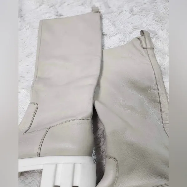Free People Brooks Tall Boots Chalk Chunky Slip On Boots Size 40. Sh4 - Image 7