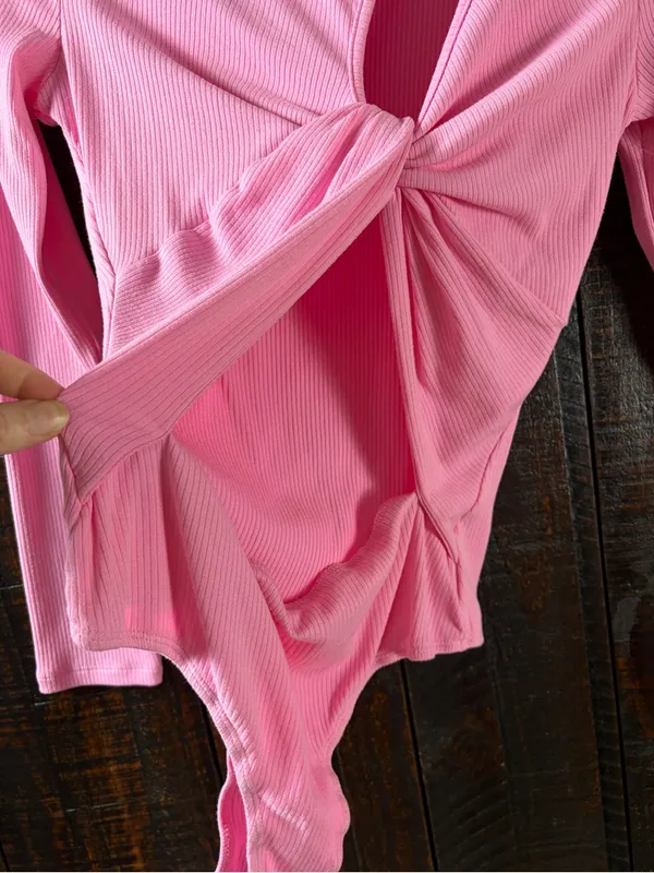 ASTR Long Sleeve Pink Twist Front Cutout Bodysuit - Image 6