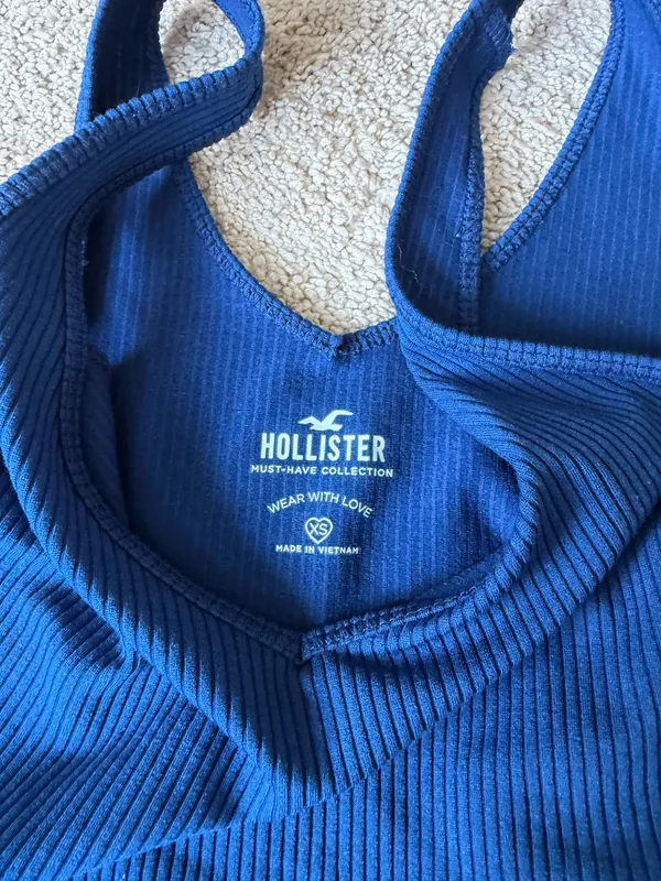 hollister tank top - Image 2