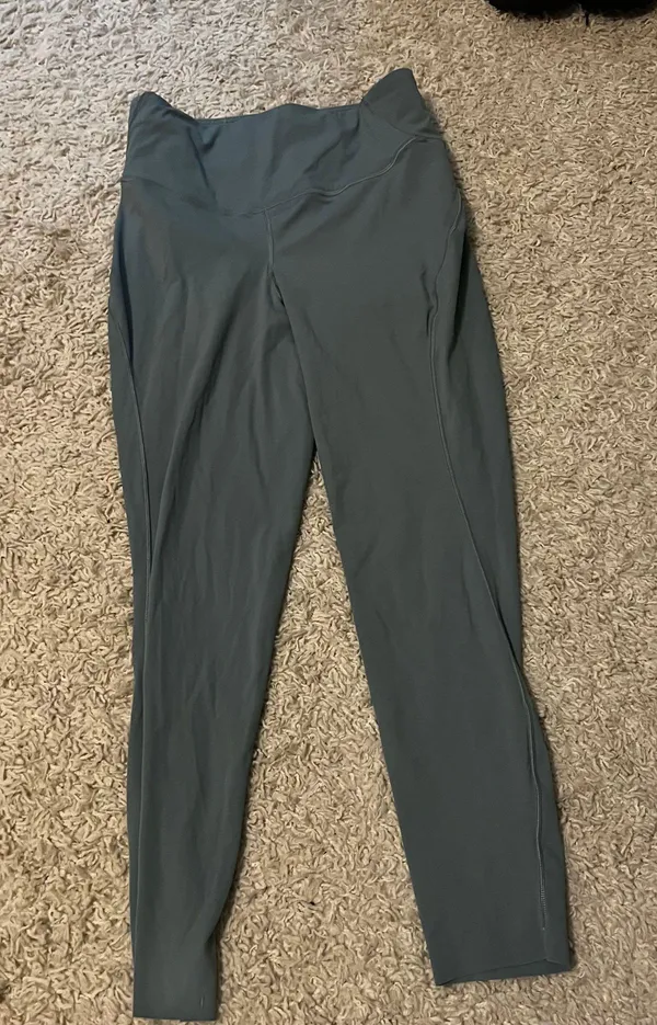 Lululemon Base Pace 25” Leggings Misty Glade Size 8 - Image 5