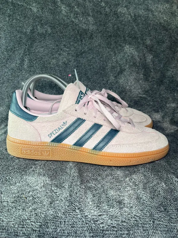 Adidas Handball Spezial Clear Pink Arctic Night Women’s Size 7 IF6561 - Image 3