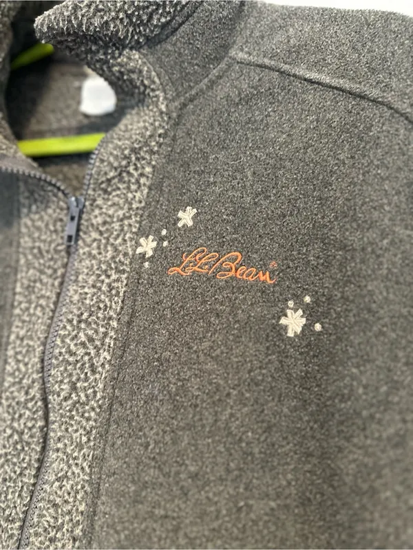 VTG 80s LL Bean full-zip embroidered Moose Bear Tree fleece Polartec jacket. - Image 6