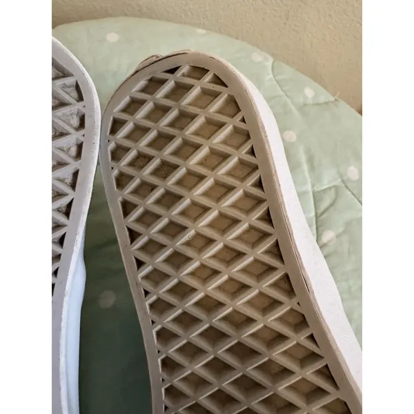 Vans Classic Slip-On Womens White Canvas Sneakers US 7.5 EU 38 Round Toe - Image 14
