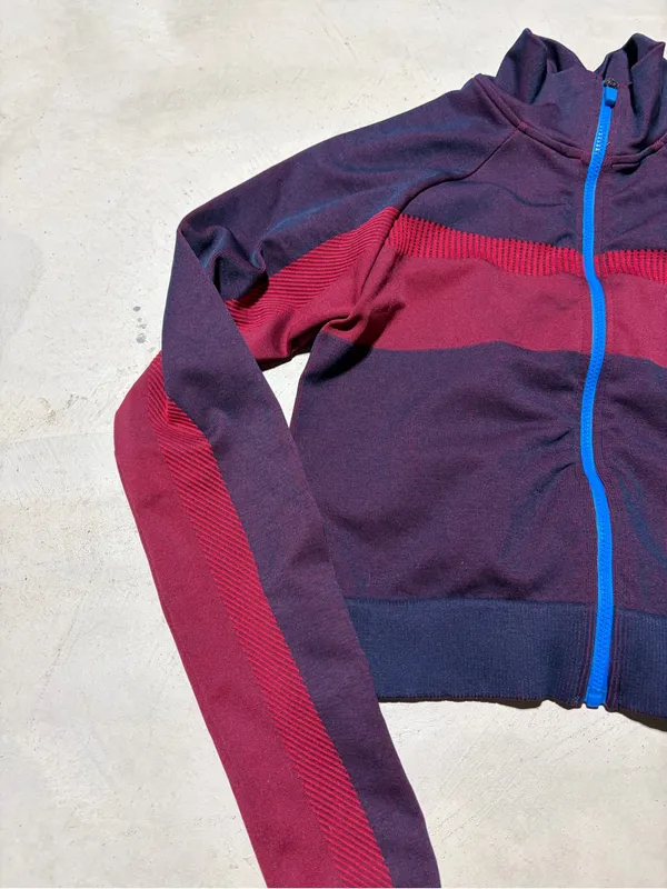 Fabletics Colorblock Zip-Front Jacket cropped small - Image 2