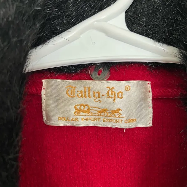 Vintage Tally Ho women’s vest 100% wool‎ faux fur collar zip red fashion - Image 4