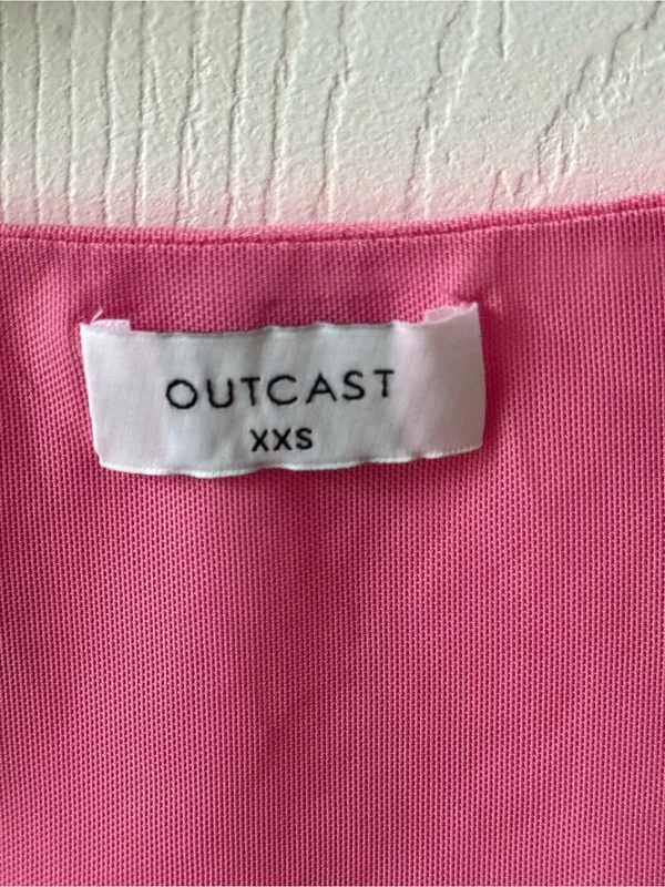 Outcast Pink Mesh Bolero Shrug - Image 4