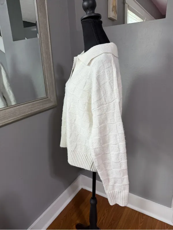 Weekend LA Box Weave Knit Cream Collared Sweater Cozy Soft Medium - Image 3