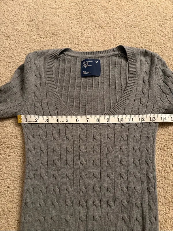 American Eagle y2k 90s 2000s grey long sleeve cable knit sweater size small - Image 11
