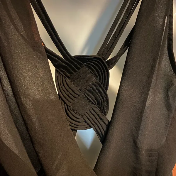 Love Tree Black Sleeveless Blouse Size Medium (Look At The Back Details) - Image 3