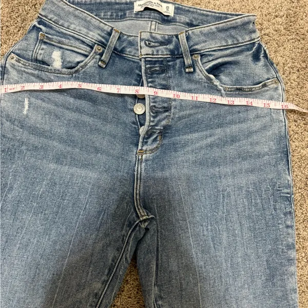 Abercrombie & Fitch High Rise Light Blue Jeans - Image 8