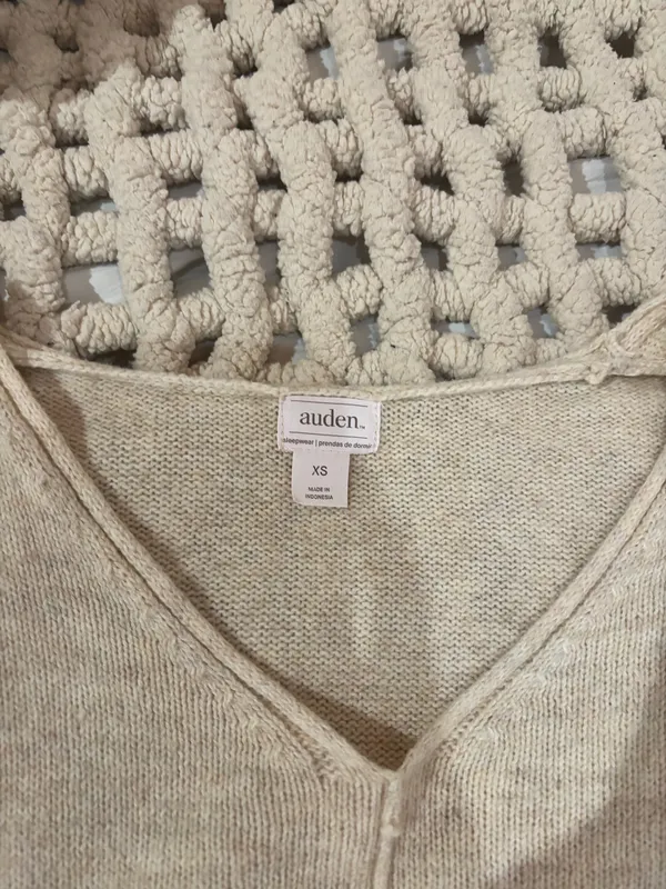 Target sweater  - Image 2