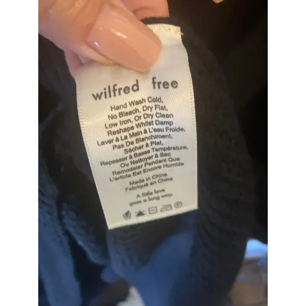 Wilfred ARITZIA Wolter Sweater Black Merino Wool Size Small S TOUCHABLE TEXTURE - Image 3