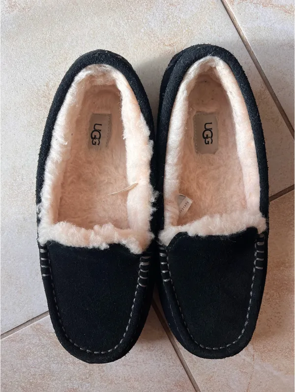 UGG Women’s Moccasin Slippers black size 10 - Image 2
