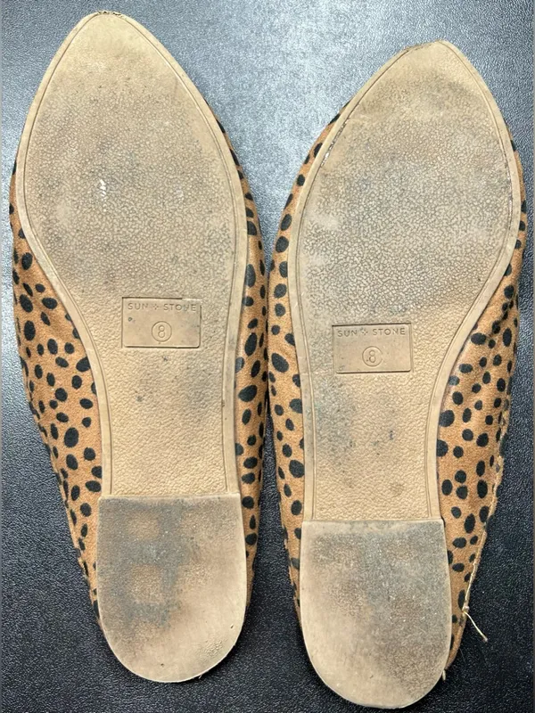 Sun + Stone Ninnaf Women’s Size 8M Leopard Print Slip-On Flats - Image 4