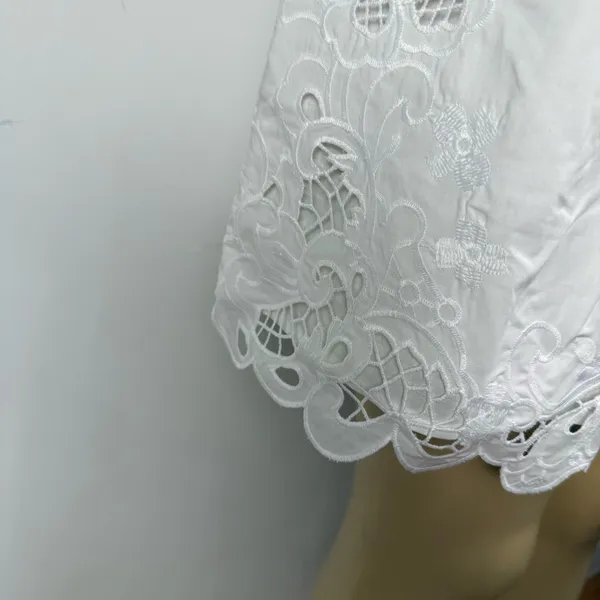 New Zara Embroidered Pleated Lace Shorts Sz L White High Waist NWT - Image 3