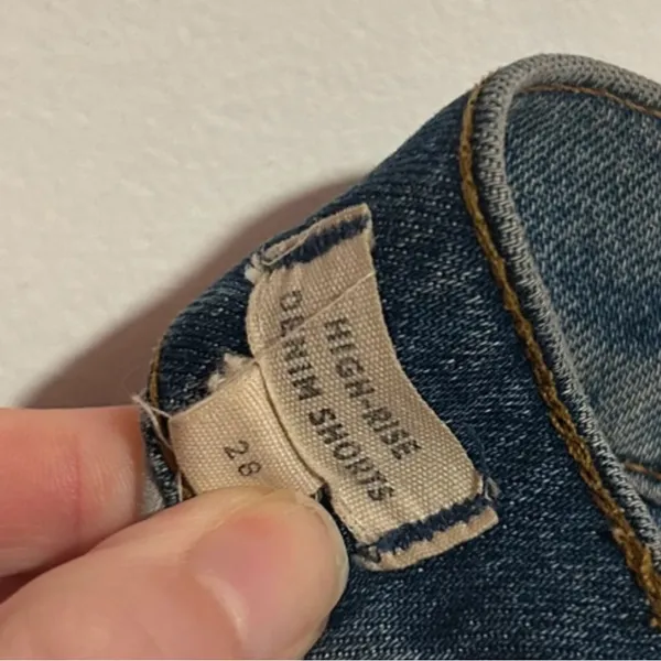 Madewell Blue Jean Shorts size 28 - Image 3