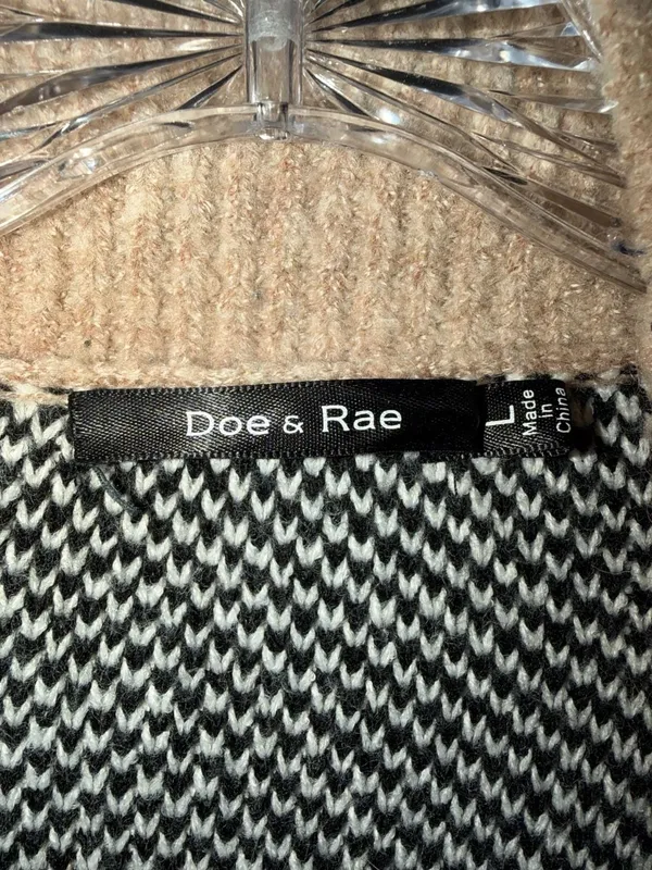 Doe & Rae Women's Beige Black White Plaid Colorblock Open Front Cardigan Sweater - Image 6