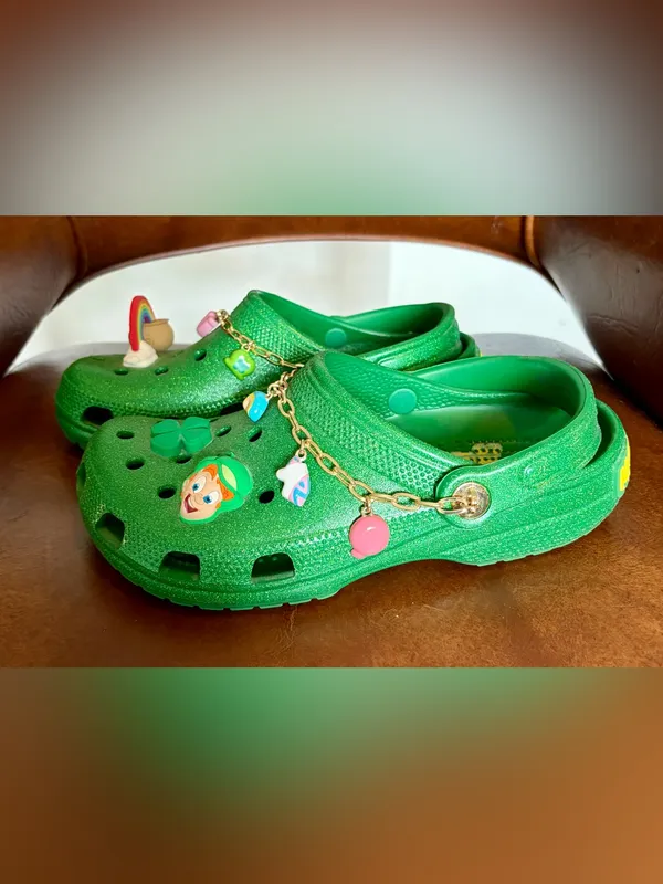 Lucky Charms Crocs sz J 6 Sparkle Green Clog Classic Marshmallow Charms jibbits - Image 4