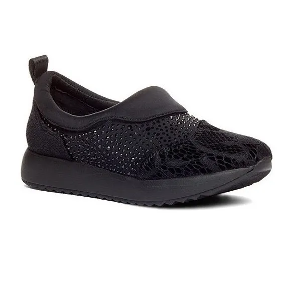 Yellow Box Womens 7.5 Liam Slip On Sneakers‎ Black Lace Rhinestone NIB - Image 2