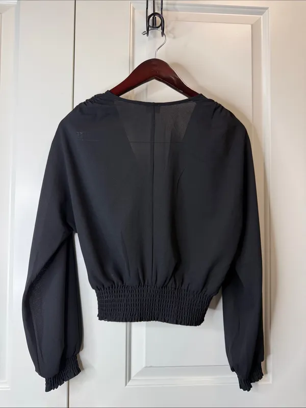 Aritzia Wilfred Wistful Blouse Wrap Style Black S - Image 5