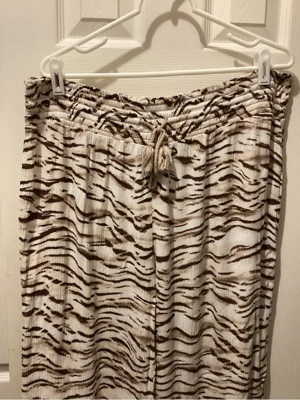 Wide Leg Lounge Pants in Cream with Brown Zebra Print - Image 2