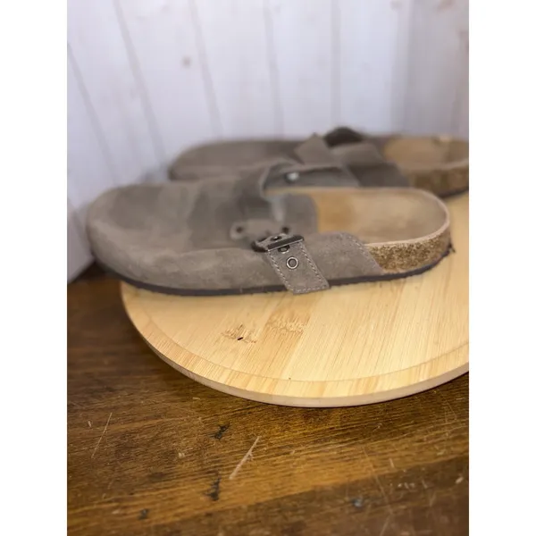 american eagle slip in clogs‎ Buckle Size 7 Suede - Image 5