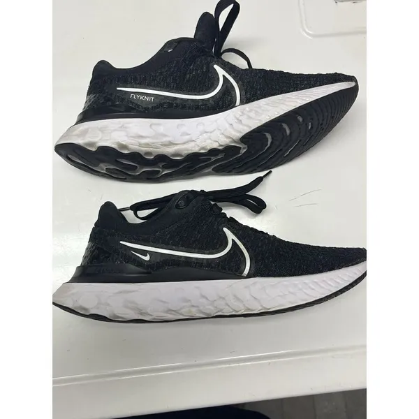 Nike Black White Women’s Flyknit Laced Sneakers DD3024-001 8M - Image 9