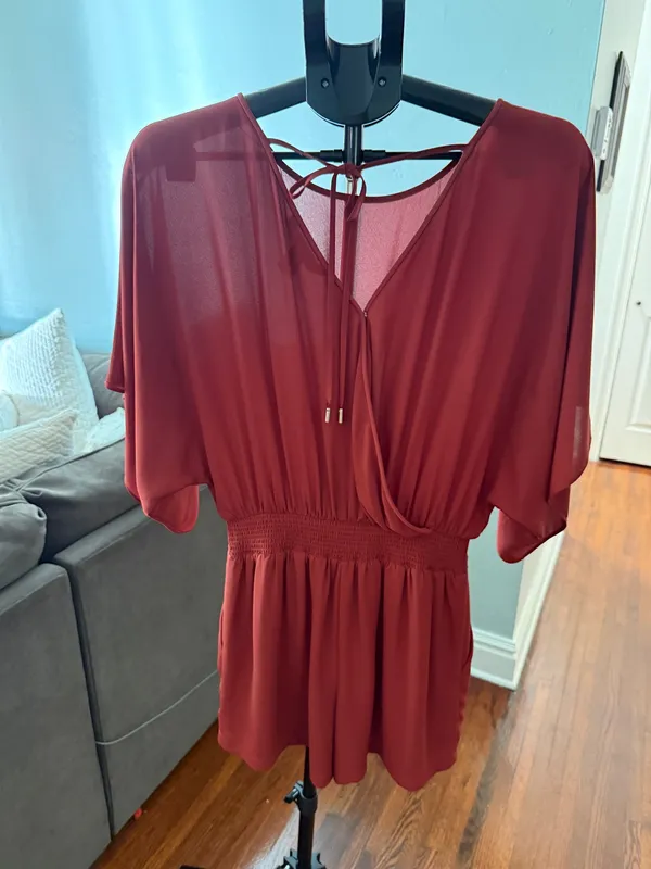 White House/Black Market Red Romper Size 0 - Image 2
